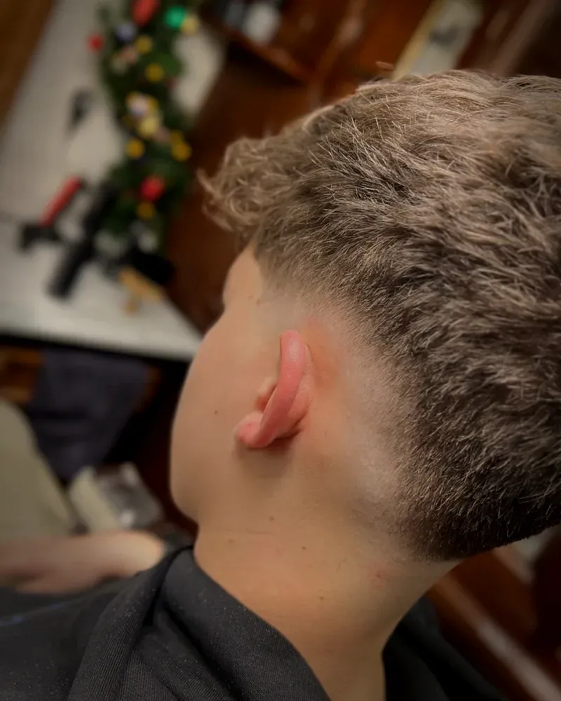 Nape blend, close up